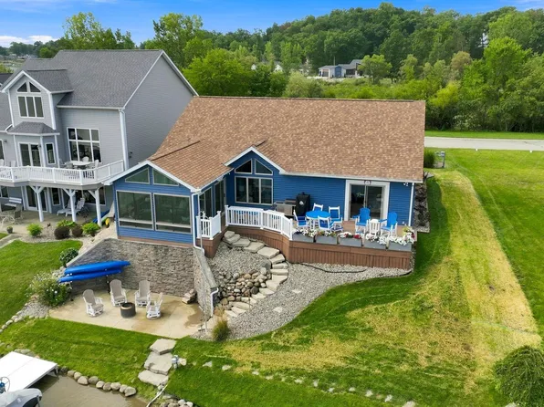 255 Lane #270, Hamilton, IN 46742