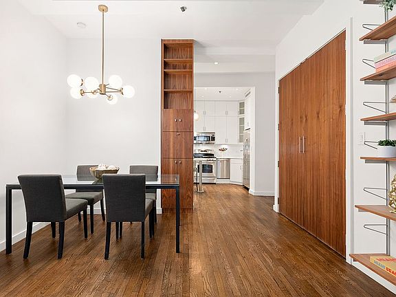4th image of 303 Mercer St APT A406