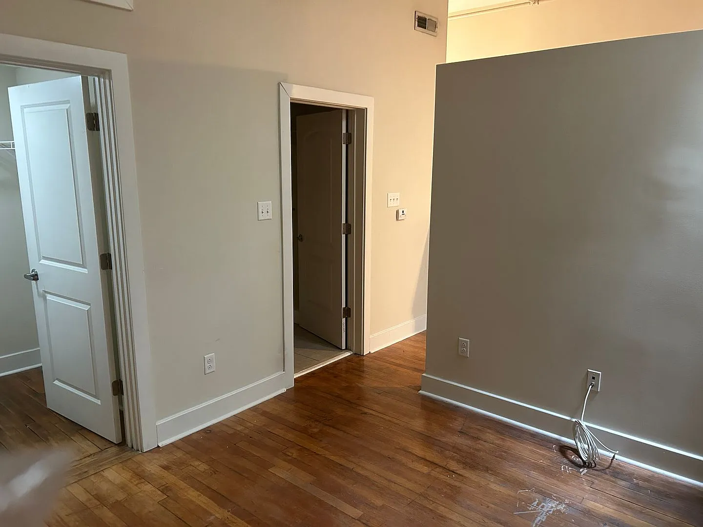 Mortons Apartments — Photo 4