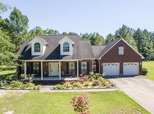 20508 Cameron Ln, Moss Point, MS 39562