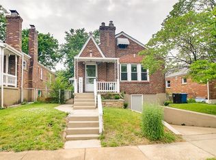 9335 Mackenzie Rd, Saint Louis, MO 63123