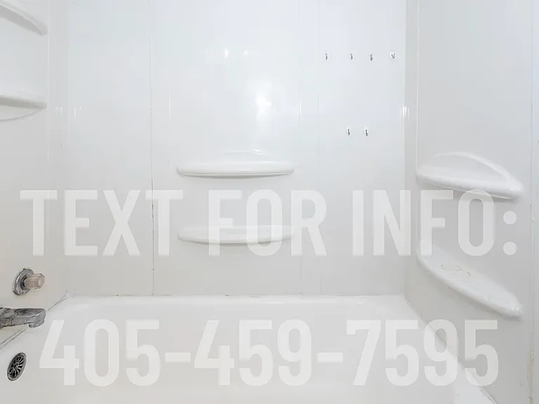 1685 W Jones Ave — Photo 15
