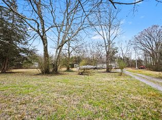 1422 Canoe Branch Rd, Lebanon, TN 37087