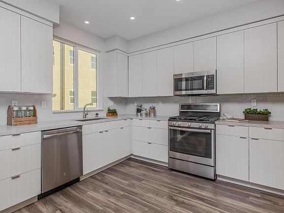 412 Santo Domingo Terrace, Sunnyvale, CA 94085