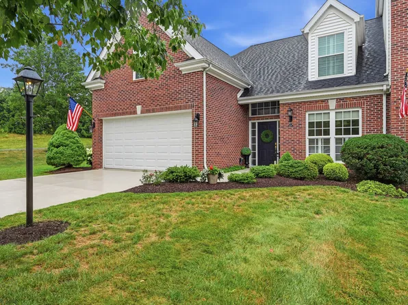 577 E Vanderbilt Dr, Mars, PA 16046