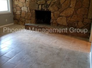 98 Carolane Dr, Jackson, TN 38305