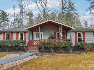 170 Elson Ave, Hendersonville, NC 28739