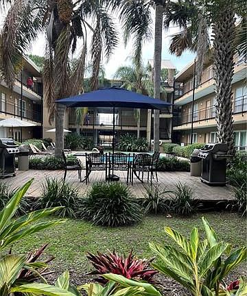 3rd image of 318 Lake Marina Ave APT 115