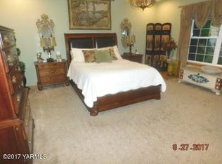 15 N 86th Ave, Yakima, WA
