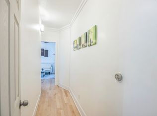 14 Chapman Ave #2, Easthampton, MA 01027