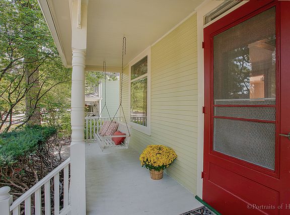 2nd image of 4936 Oakwood Ave