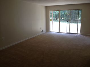 11 Lindsey Cir, Old Bridge, NJ 08857