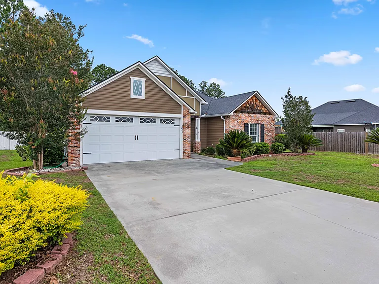 4005 Brightwell Dr — Photo 3