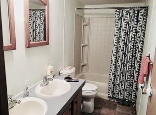 747 N Carr Rd, Plainfield, IN 46168