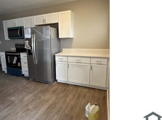 2352 Century Dr, Columbus, OH 43211