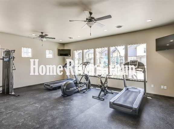 5th image of 210 Carriage Ln N #107