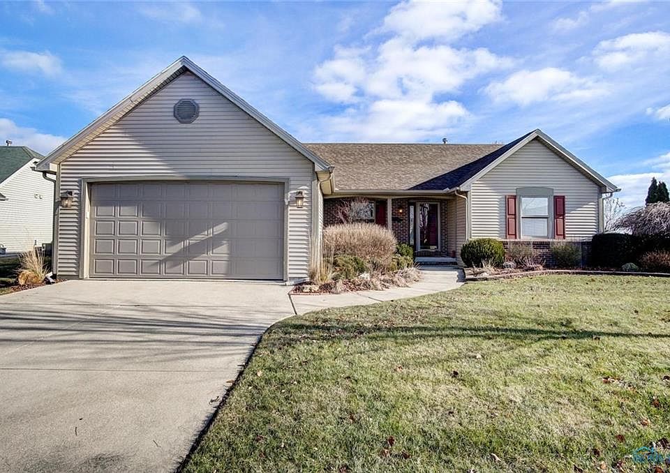 1st image of 1545 Horseshoe Bend Dr