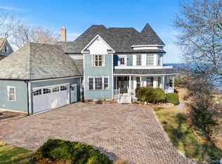 150 Landing Lane, Baiting Hollow, NY 11933