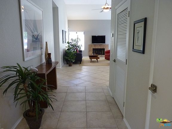 3rd image of 955 Arlene Dr #B