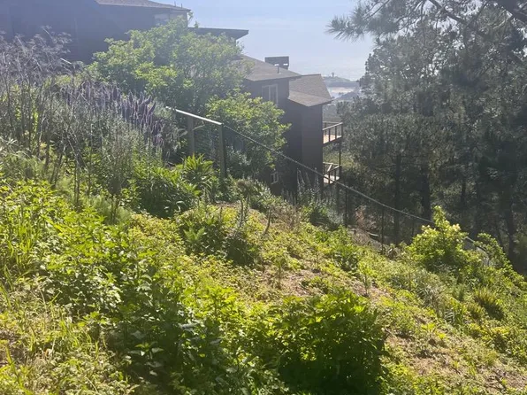 0 Highland Ave, El Granada, CA 94018