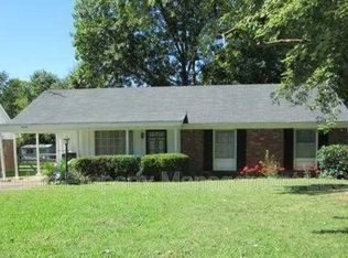 5165 Sea Shore Rd, Memphis, TN 38109