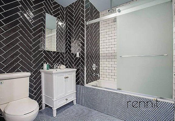 5th image of 1082 Rogers Ave #6C
