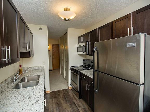 One Bedroom - Kitchen