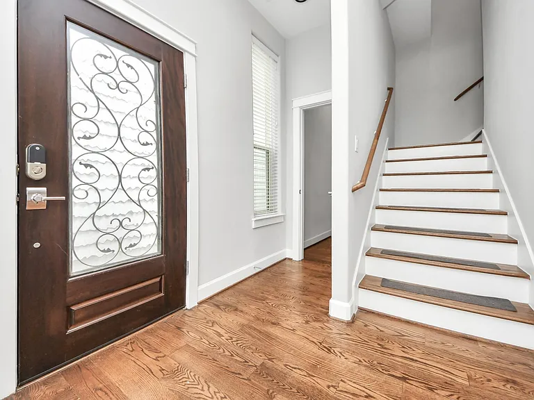 1805 Napa Creek Ln — Photo 9