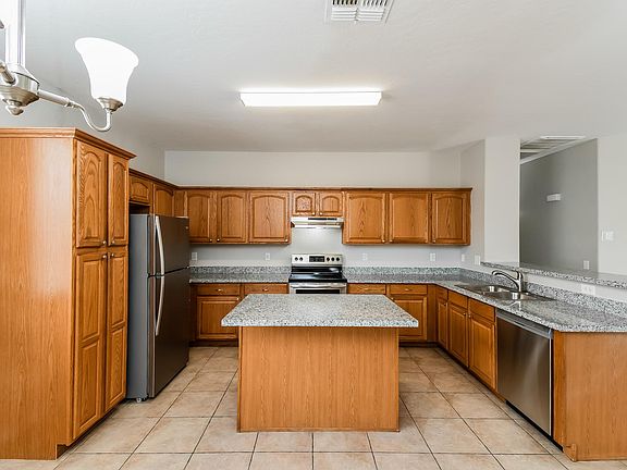 3rd image of 21445 E Calle De Flores Ct
