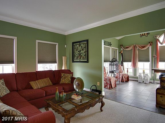 4th image of 1208 Fescue Cir