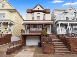 23 W 17th St, Bayonne, NJ 07002
