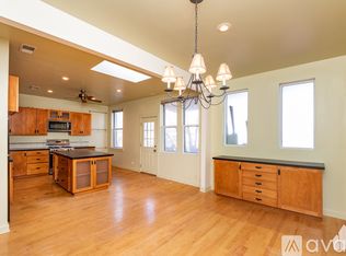 3945 N Christiana Ave #2SW, Chicago, IL 60618