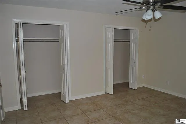 300 Woodale Dr #A — Photo 8