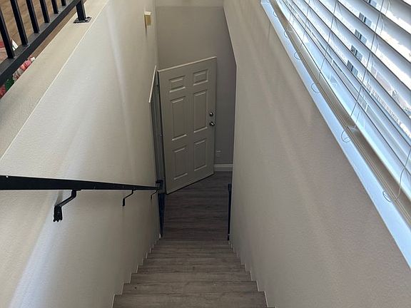 3rd image of 1122 N Stoneman Ave #D