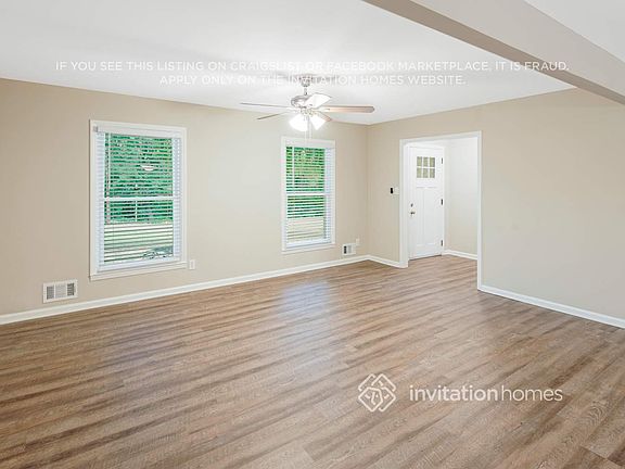 3rd image of 3916 Amsbury Rd