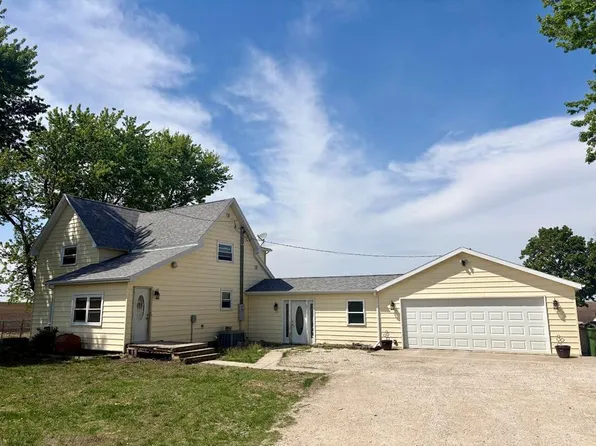 1645 140th St, Clare, IA 50524