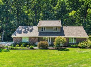 19 Oak Hollow Dr, Saint Peters, MO 63376