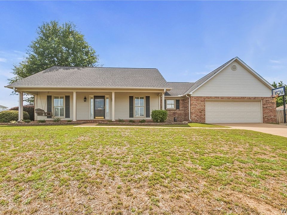 1st image of 3844 Holly Point Cir