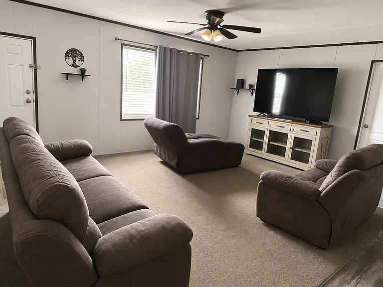 42 Private Road 3501 — Photo 7