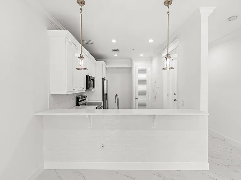47 SW Osceola St #206 — Photo 5