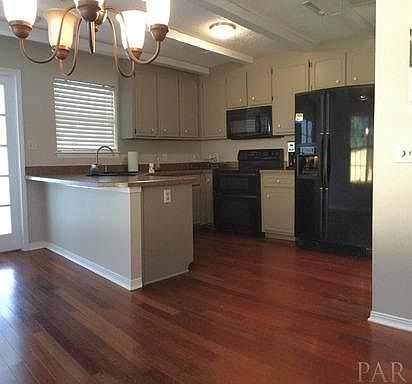 4th image of 3135 Albert Ct