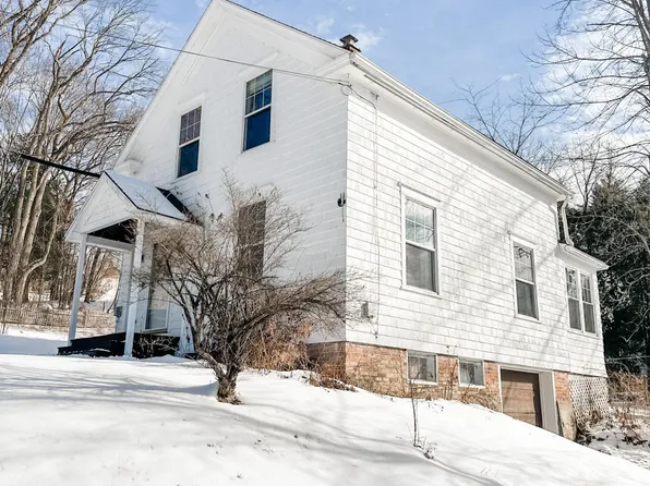 32 Baxter Avenue, Auburn, ME 04210