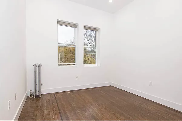 Rented by Modern Spaces | media 4