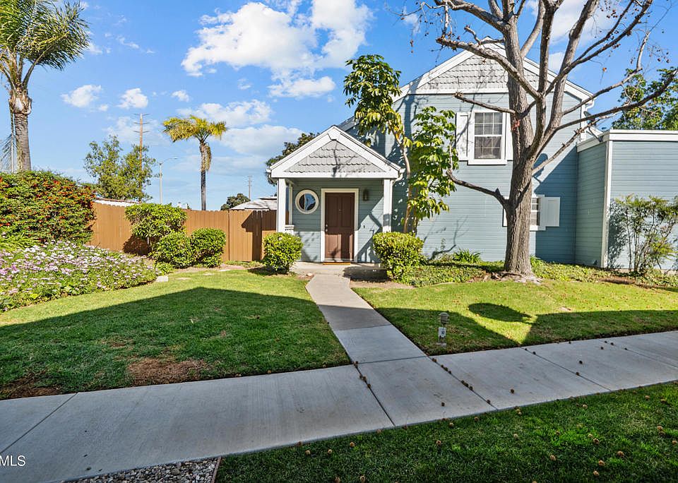 1st image of 9771 Sweetwater Ln