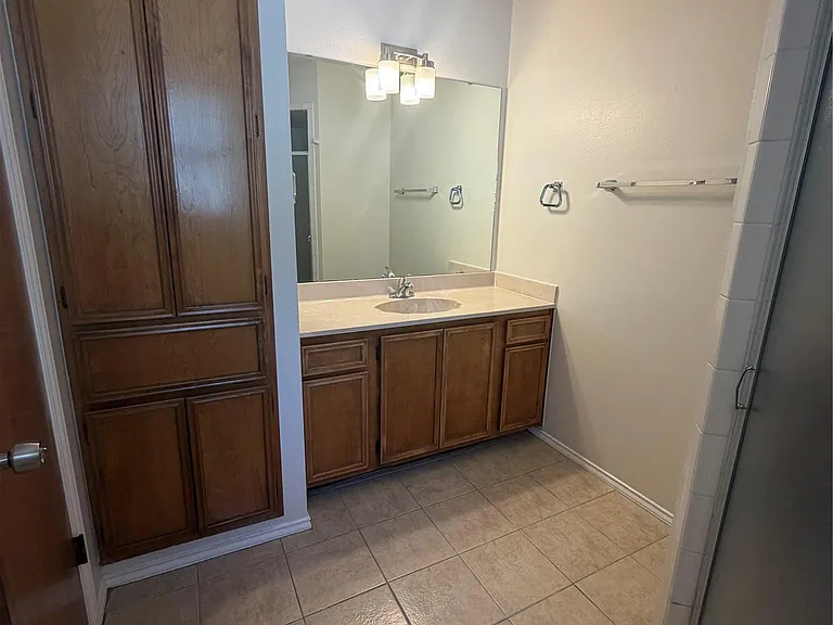 11101 Oak Branch Dr — Photo 39