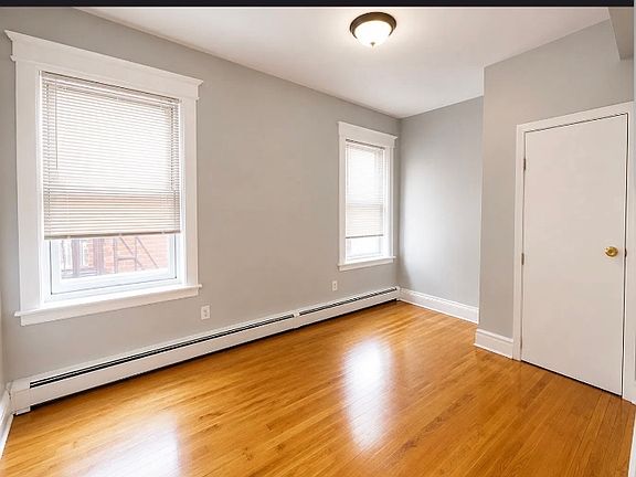 5th image of 46 S Arlington Ave #5A