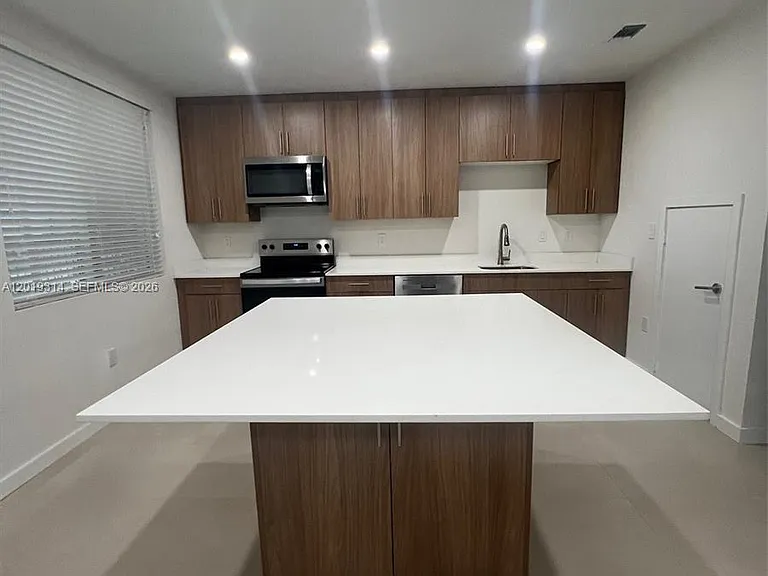 199 S Redland Rd #B5 — Photo 15