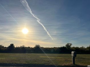 103 Sable Ln, Washington, IL 61571