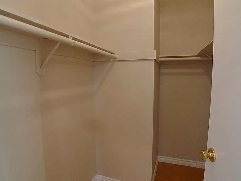 Village Beesan Condos — Photo 62