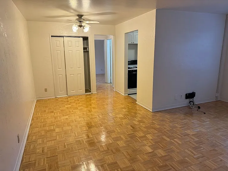 5300 Fifth — Photo 3